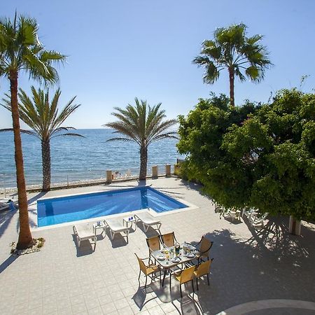 Meneou Beachfront Villa Sunset Pervolia Quarto foto